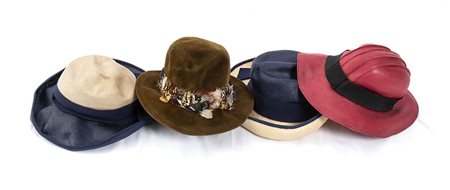 CLEO ROMAGNOLI
LOTTO DI 1 CAPPELLI
Anni ‘80/ Anni ‘90