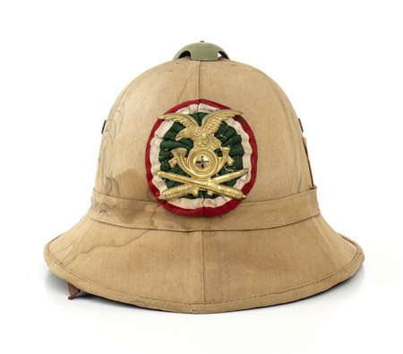 Italia, Regno
Casco coloniale m. 28 di artiglieria alpina