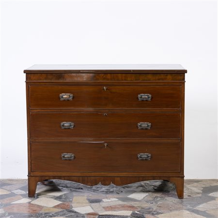 Cassettone in mogano