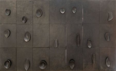 NUNZIO DI STEFANO (Cagnano Amiterno 1954) "Senza titolo", 1997. Bronzo. Cm...