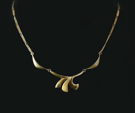 GIROCOLLO IN ORO GIALLO CON CIONDOLO STILIZZATO catena e ciondolo in oro...