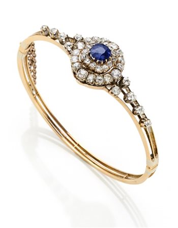 Bracciale rigido in oro giallo con diamanti taglio vecchio per complessivi ct.