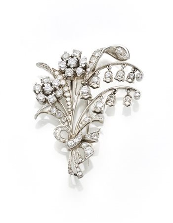 Spilla floreale in oro bianco e diamanti a guisa di margherite e campanule pend