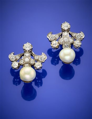 Orecchini a lobo con perno e clip in oro bianco, diamanti old mine per compless