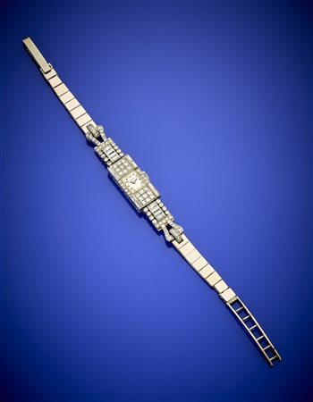 LONGINES
Orologio da polso da donna in platino con diamanti rotondi e baguette,