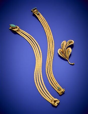 Lotto in oro giallo composto da due bracciali a quattro fili zigrinati di cm 18