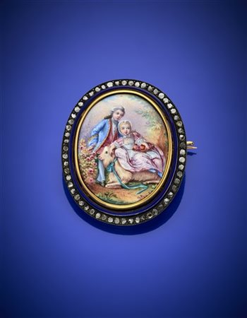 Spilla ovale in oro e argento, diamanti a mezza rosetta e al centro una miniatu