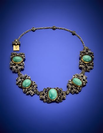 Collier in oro giallo e argento, diamanti a mezza rosetta, turchese ovale e cat