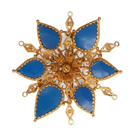 Spilla in oro lavorazione a filigrana e pietre dure