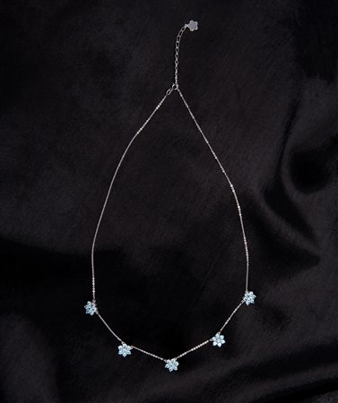 Collana in oro e acquamarina