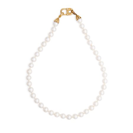 Collana di perle Giapponesi, chiusura in oro giallo e brillanti