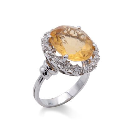 Anello in oro, quarzo e brillanti