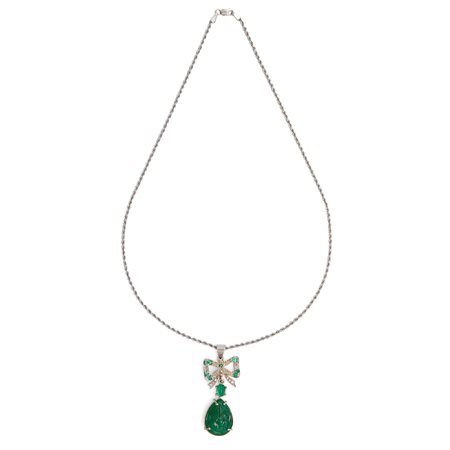 Collana con pendente in oro brillanti e smeraldi