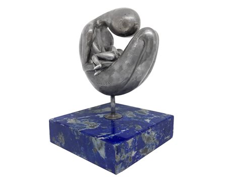 Umberto Vandoni - Maternità, scultura in argento con base in lapislazzuli 