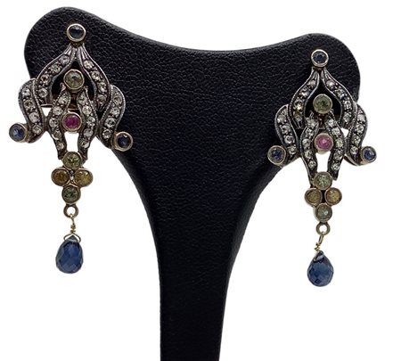 Orecchini in oro basso titolo in argento con diamanti e zaffiri colorati