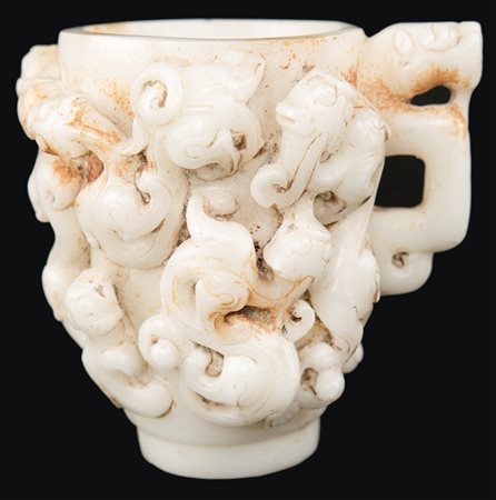 Boccale in giada, Cina, XIX secolo