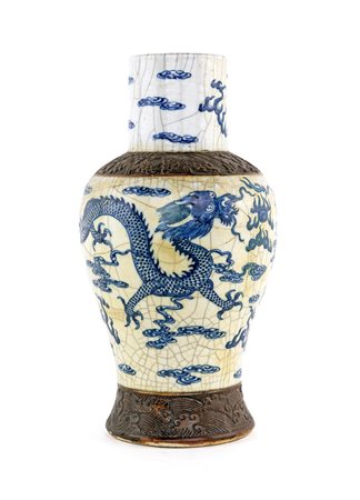 Vaso in porcellana, Cina, XX secolo