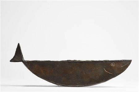 Kenjiro Azuma "Pesce grande" 1966
bronzo
cm 15x43x6,5
Firmato sotto

Provenienza
