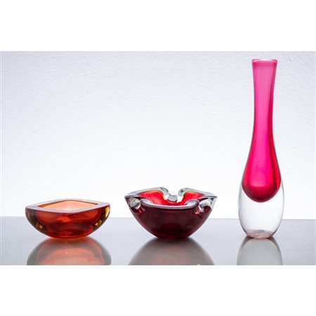 SALVIATI E MAESTRI MURANESI, Vaso e due posacenere in vetro