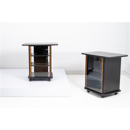 ROBERTA DI CAMERINO, Due mobili espositore