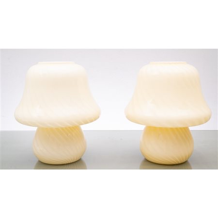 VENINI (Attr.le), Due lampade da tavolo