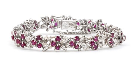 Bracciale in oro con rubini e diamanti