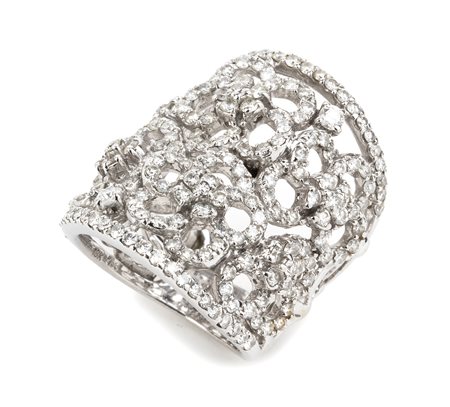 Anello a fascia traforata in oro  e diamanti 