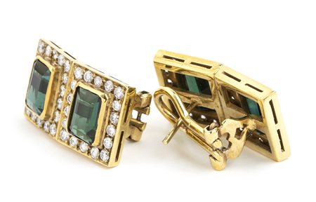 Orecchini in oro con tormaline e diamanti 