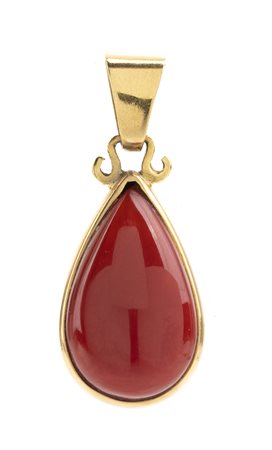 Pendente in oro e corallo cerasuolo 