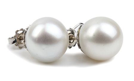 Orecchini in oro e perla austaliana