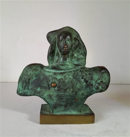 SERGIO BRIZZOLESI (1933) - Busto femminile - Scultura in bronzo a patina...