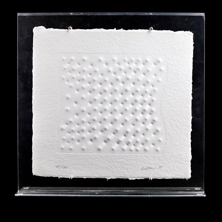 Enrico Castellani, Superficie 1, 1995