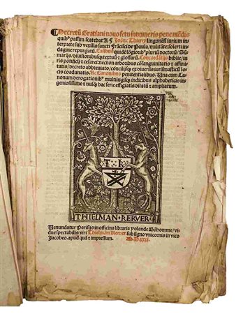 GRATIANUS: Decretum Gratiani, Lyon, In Officina Yolandae Bonhomme, 1531