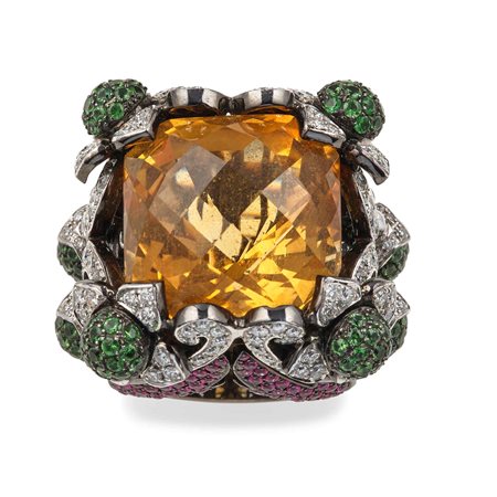 Anello con grande quarzo citrino, tsavoriti, diamanti e zaffiri rosa