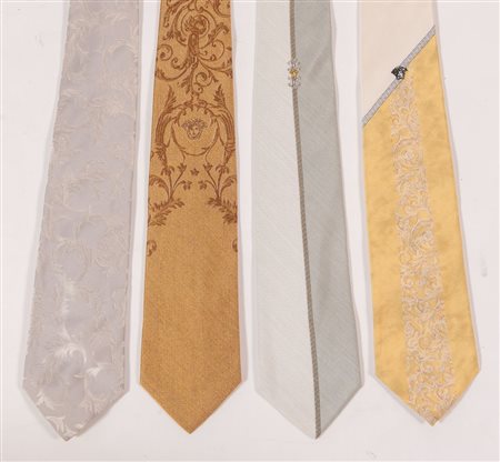 GIANNI VERSACE Lotto composto da quattro cravatte in seta di diversi colori e...