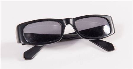 ROMEO GIGLI Occhiali da sole. Recano marchi Romeo Gigli e codice di...