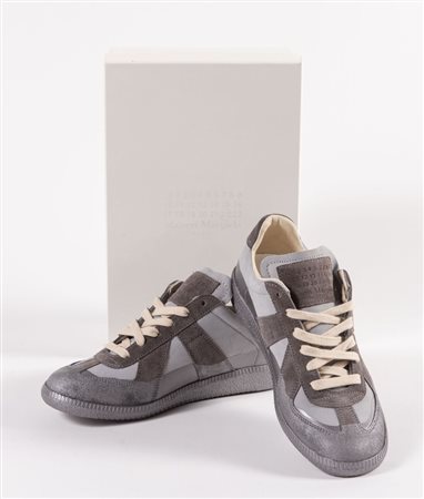 MAISON MARGIELA Sneakers modello Replica in pelle e tessuto scamosciato sui...