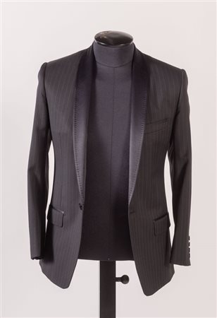 DOLCE&GABBANA Giacca in lana e seta gessata sui toni del nero. Riporta taglia...