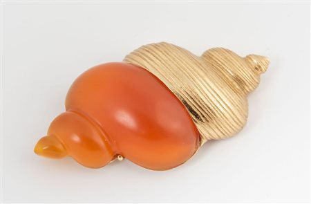 CHRISTIAN DIOR by Robert Goossens Spilla/ciondolo a forma di conchiglia...