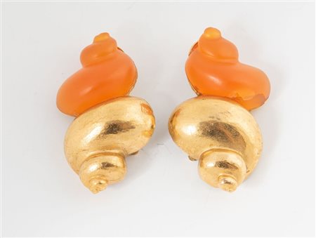 CHRISTIAN DIOR by Robert Goossens Orecchini a clip a forma di conchiglia...