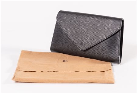 LOUIS VUITTON Pochette modello Art Deco in pelle epi nera. Collezione anno...