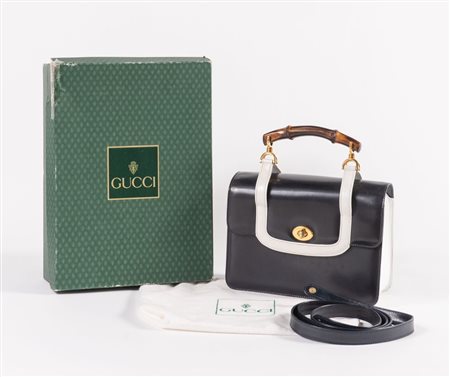 GUCCI Borsa a mano in pelle liscia blu e bianca con manico in bambo e...