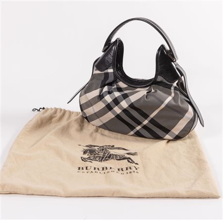 BURBERRY Borsa da spalla in tela nel classico motivo check sui toni del...