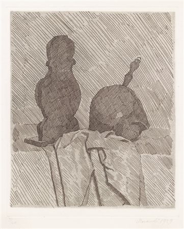 Giorgio Morandi Bologna 1890 - 1964 Natura morta con due oggetti e un drappo...