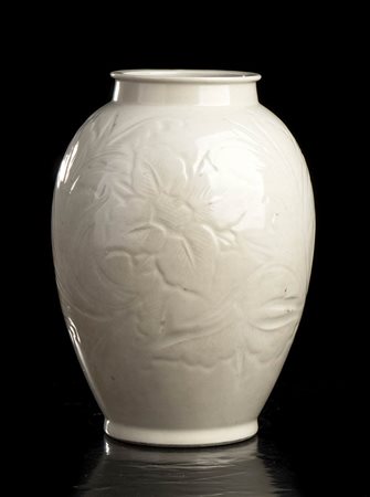 VASO A BALAUSTRO IN PORCELLANA INVETRIATA
Corea, inizio del XX secolo