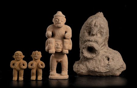 QUATTRO FIGURE IN TERRACOTTA
stile precolombiano e Africa
