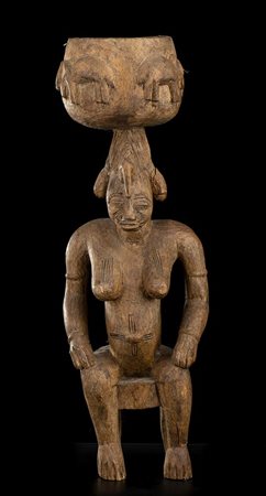 FIGURA FEMMINILE IN LEGNO
Africa