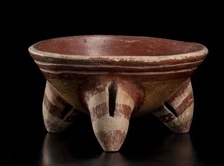 CONTENITORE TRIPODE IN CERAMICA DIPINTA
Costa Rica, epoca precolombiana