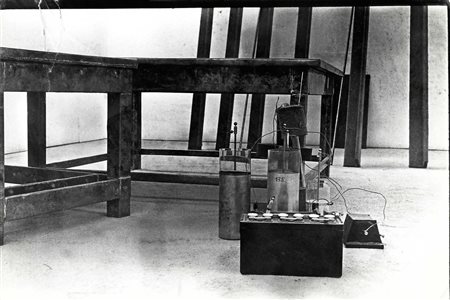 Ute Klophause - Wuppertal ISTALLAZIONE DI BEYUS PER DOCUMENTA IV 1968...