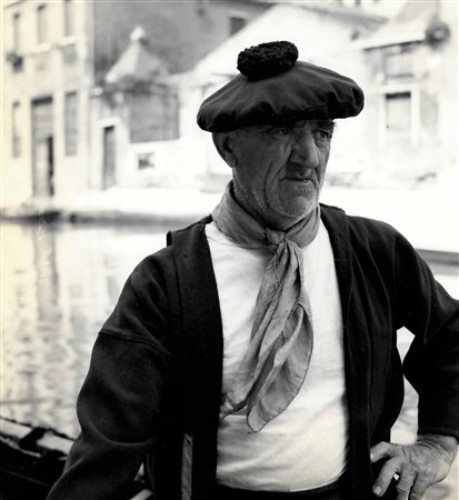 Fulvio Roiter (1926 - 2016) RITRATTO A VENEZIA gelatina ai sali d'argento, cm...